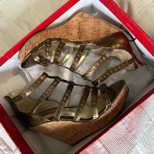 Carlos Santana Metallic Gold and Tan Wedges